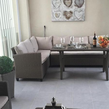 Luxury Suite Apartment Torrevieja Exteriör bild